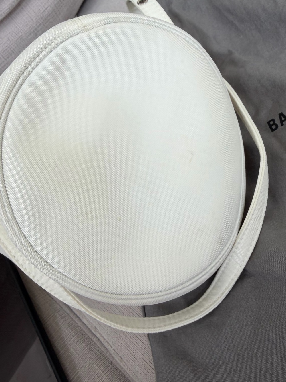 Balenciaga White Canvas Drawstring Bucket Bag with Black Logo - Picture 9 of 9